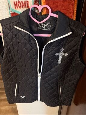 Cowgirl Hardware Women's Black Quilted Vest with Cross Embroidery